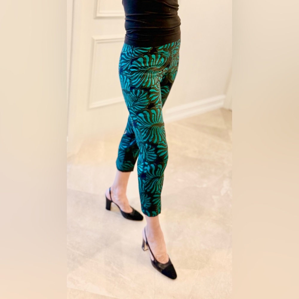 PIAZZA SEMPIONE  Teal , navy and dark brown Patterned Cropped Pants, Size 40 (S) - Picture 8 of 15